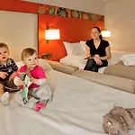Mercure Cathedrale Hotel 4*