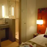 Mercure Cathedrale 4* אמיינס