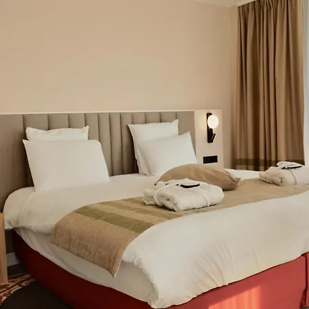 Mercure Cathedrale 4*