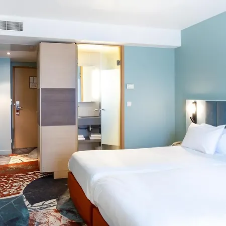 Mercure Cathedrale מלון אמיינס