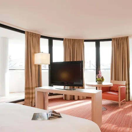 Mercure Cathedrale 4* Αμιάν