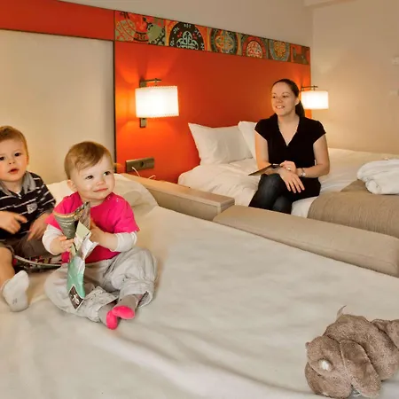 Mercure Cathédrale Hotel 4*