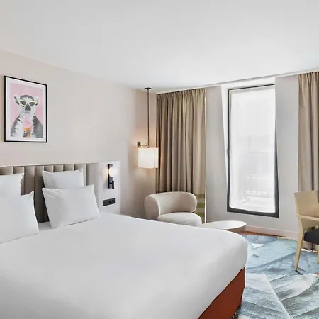 מלון Mercure Cathedrale 4*
