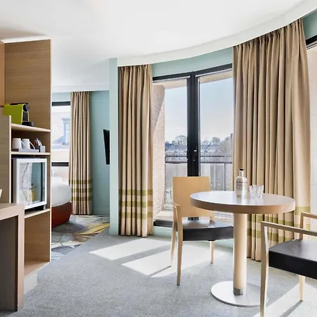 מלון Mercure Cathedrale 4*