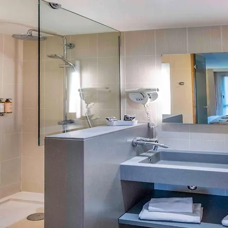 מלון Mercure Cathedrale אמיינס