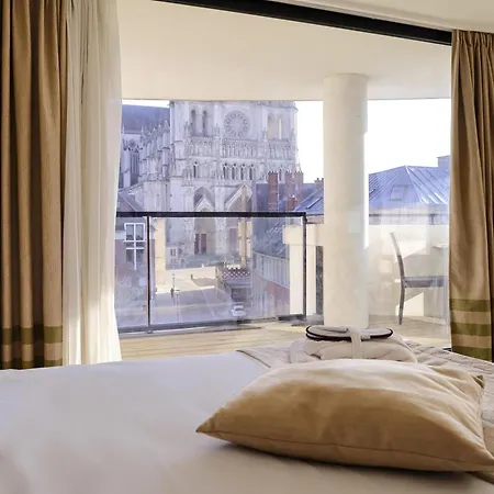 Mercure Cathedrale 4* אמיינס