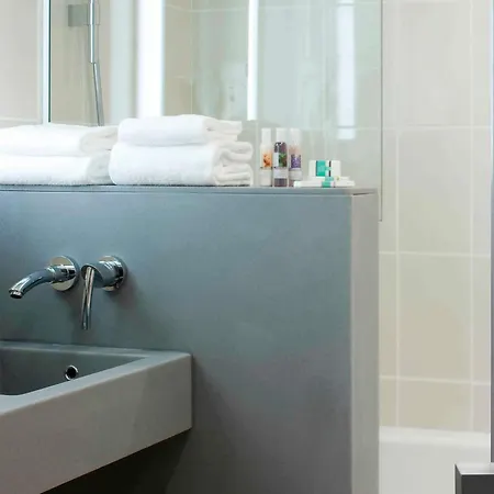 Mercure Cathedrale מלון 4*