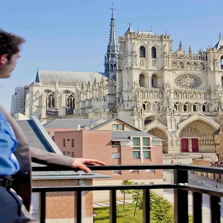 מלון Mercure Cathedrale 4*