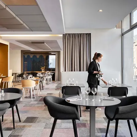 Mercure Cathedrale מלון 4*