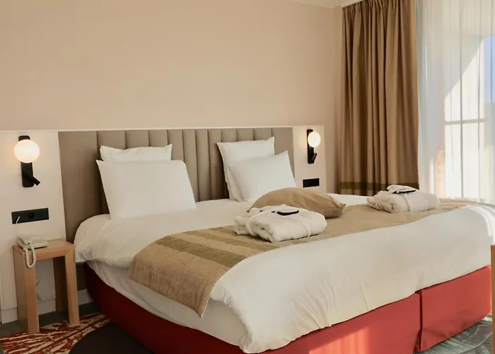 Mercure Cathedrale 4*