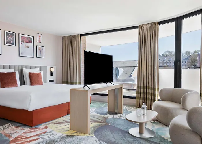 Hotel Mercure Cathedrale 4*