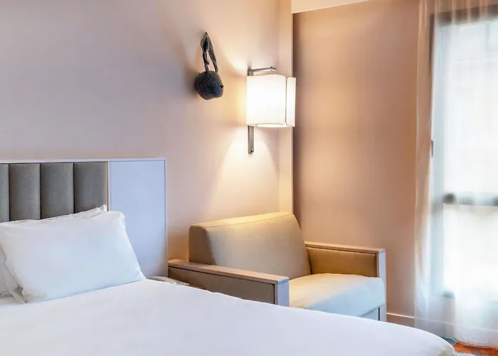 Mercure Cathedrale מלון אמיינס